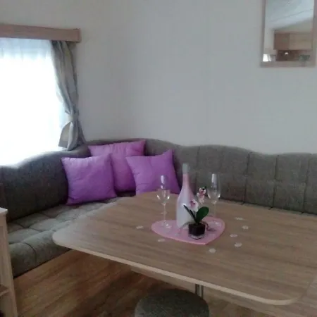 Mobilheime Campsite *